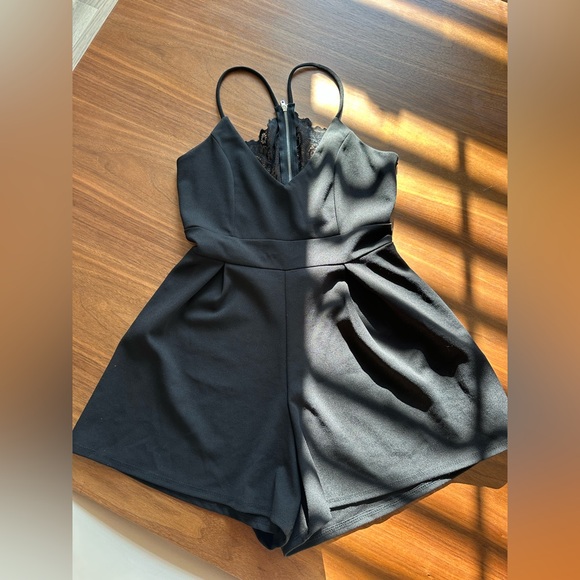 Windsor Romper with lace back zipper - Picture 3 of 8